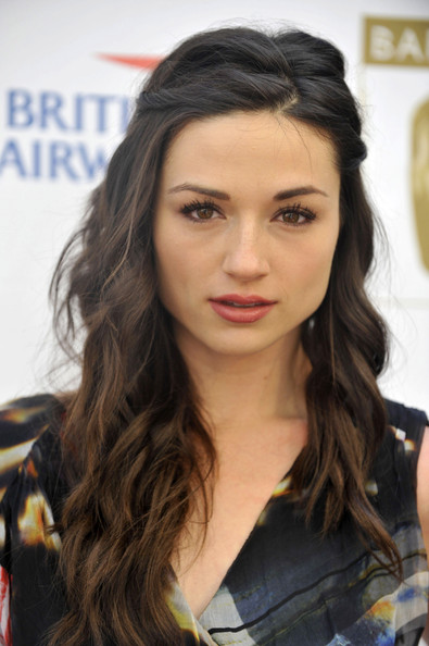 Crystal Reed 4