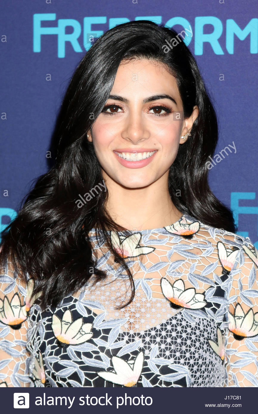 Pasadena ca usa 10th jan 2017 los angeles jan 10 emeraude toubia at J17C81